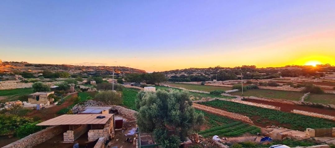Valley View Qrendi Dış mekan fotoğraf